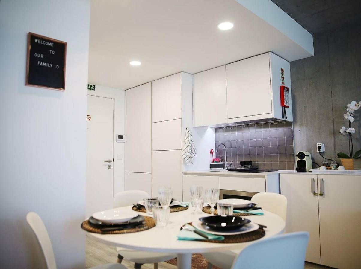 Family Studio Aveiro Apartment Bagian luar foto